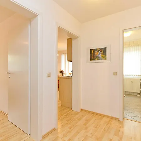 Appartementhaus Neuer Weg 4 * Neuhof (Heringsdorf)
