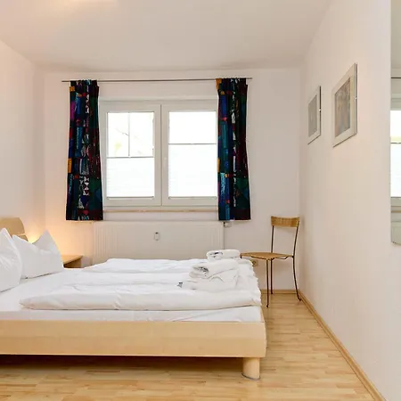 Appartementhaus Neuer Weg 4 *